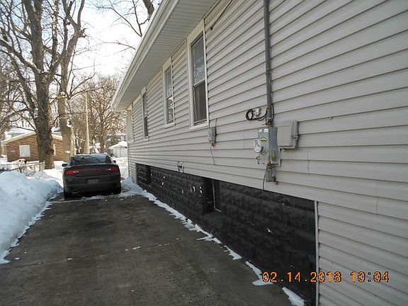3rd image of 17046 Winchester Ave