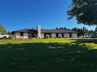 1217 W Wood Rd, Waukomis, OK 73773