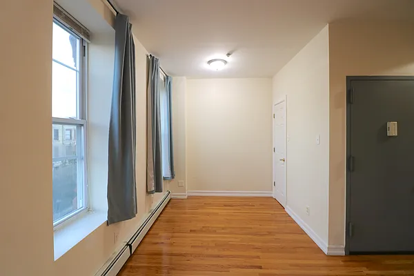 Rented by Compass | media 9