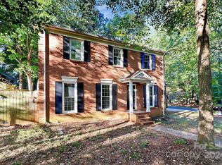 623 Trail Ridge Rd, Matthews, NC 28105