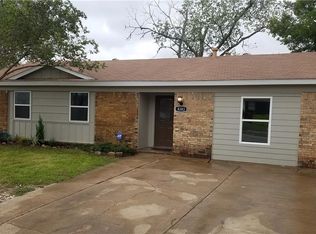 4303 Wynn Ln, Balch Springs, TX 75180