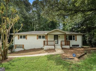 391 Donfred Dr SW, Mableton, GA 30126