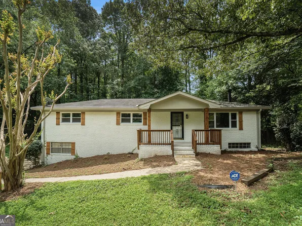 391 Donfred Dr SW, Mableton, GA 30126