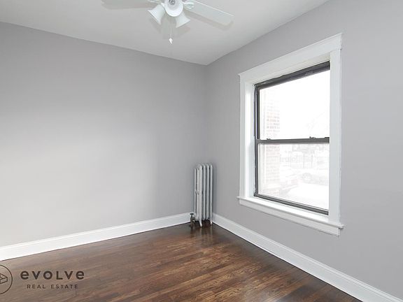 3rd image of 3600 W Sunnyside Ave #36061