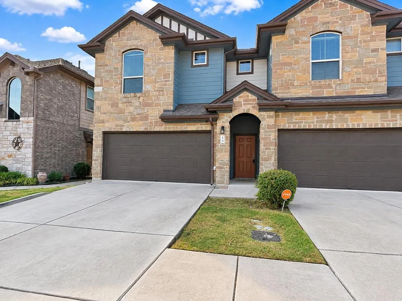 3 bed, 2.5 bath, 1476 sqft, $1,950 — Photo 4