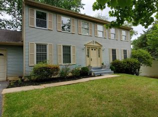 13705 Hobart Dr, Silver Spring, MD 20904