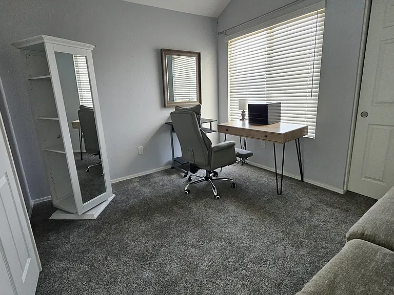 9435 N 59th Ave #3 — Photo 25