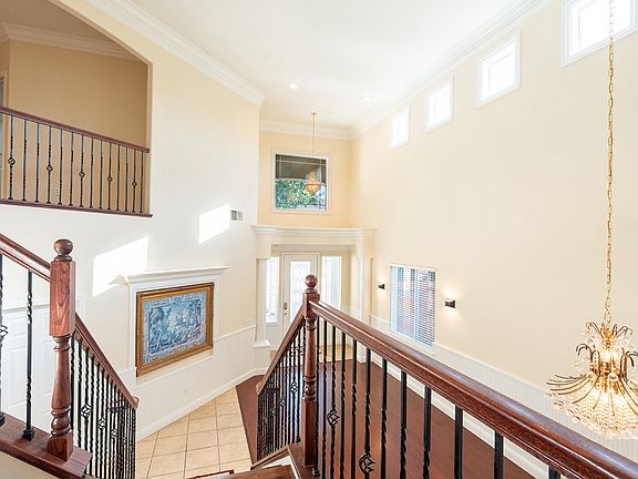 4th image of 2210 Citrine Way