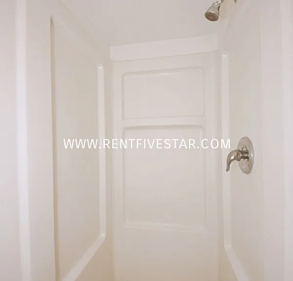 515 S 9th Ave — Photo 14
