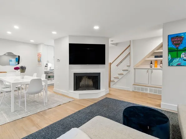 107 Centre St #A, Brookline, MA 02446