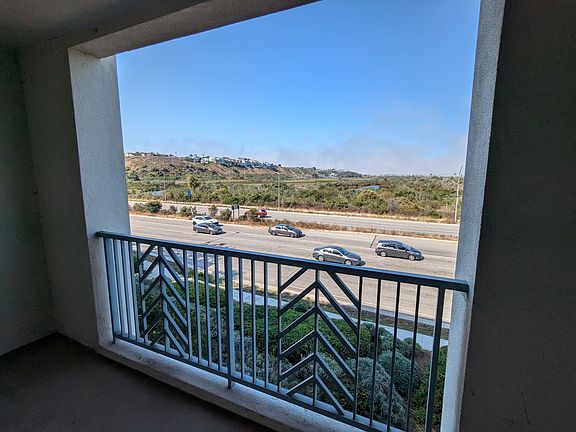 5th image of 5625 Crescent Park W APT 204