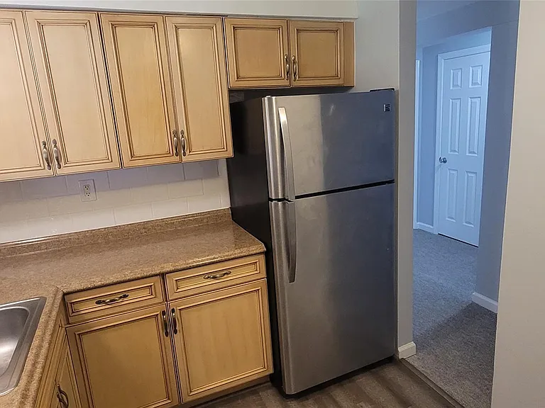 2542 Dock Rd — Photo 6