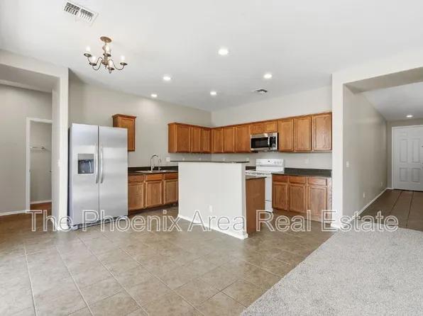 785 E Desert Moon Trl, San Tan Valley, AZ 85143