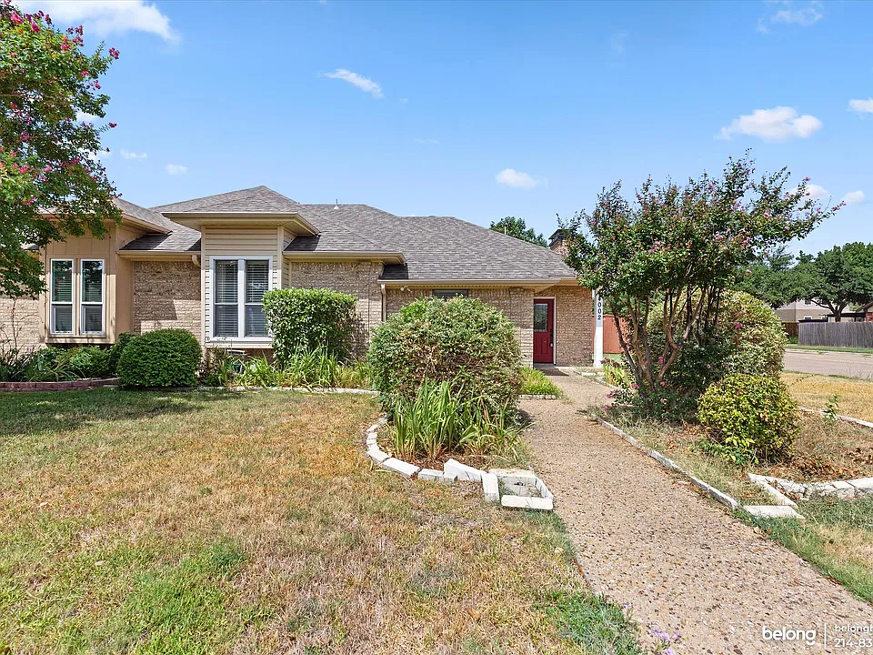 4002 Saint Christopher Ln