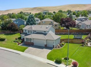 4114 S Irby St, Kennewick, WA 99337
