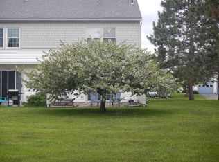 81 Saybrook Rd, Essex Jct, VT 05452