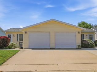 2108 Bald Eagle Ct, Dubuque, IA 52001