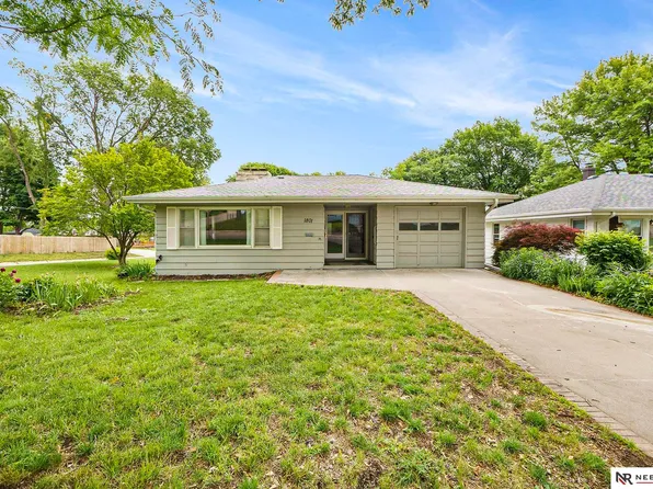 1801 Franklin St, Bellevue, NE 68005