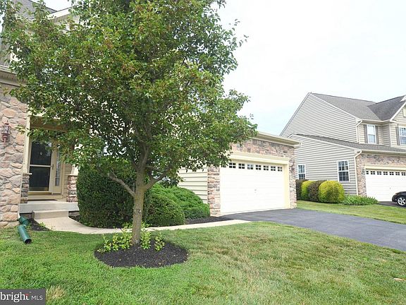 2nd image of 341 Pierce Run