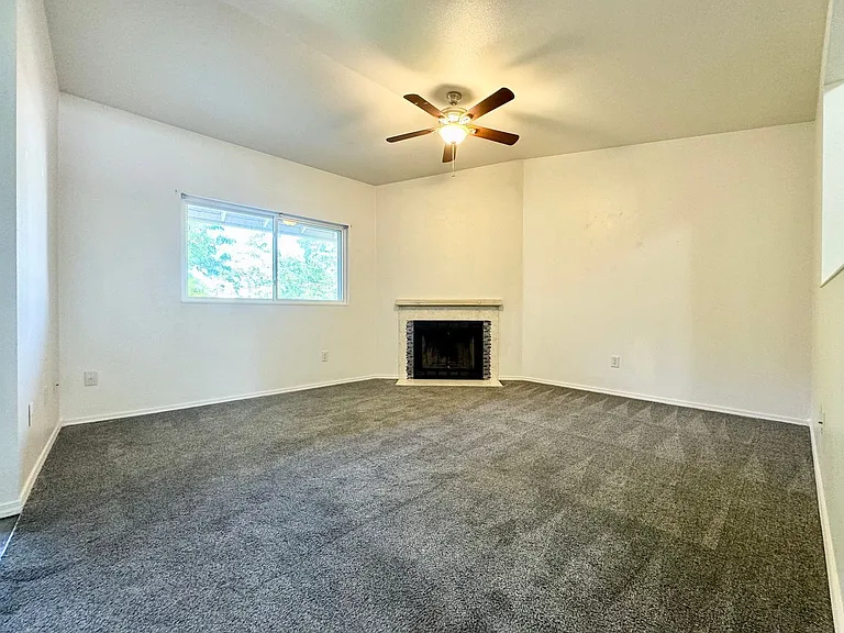 Susan Lane 4-plex — Photo 1