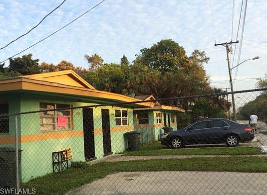 4th image of 2272 Cranford Ave
