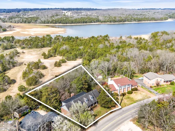 356 Clearlake Dr W, Nashville, TN 37217