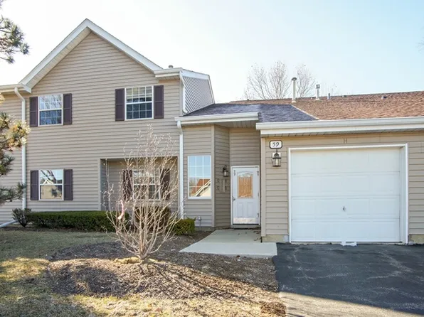 59 Gant Cir APT C, Streamwood, IL 60107
