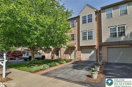 6510 Pioneer Dr Photo 1