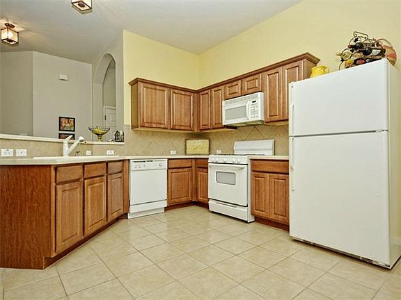 5th image of 181 Amber Ash Dr