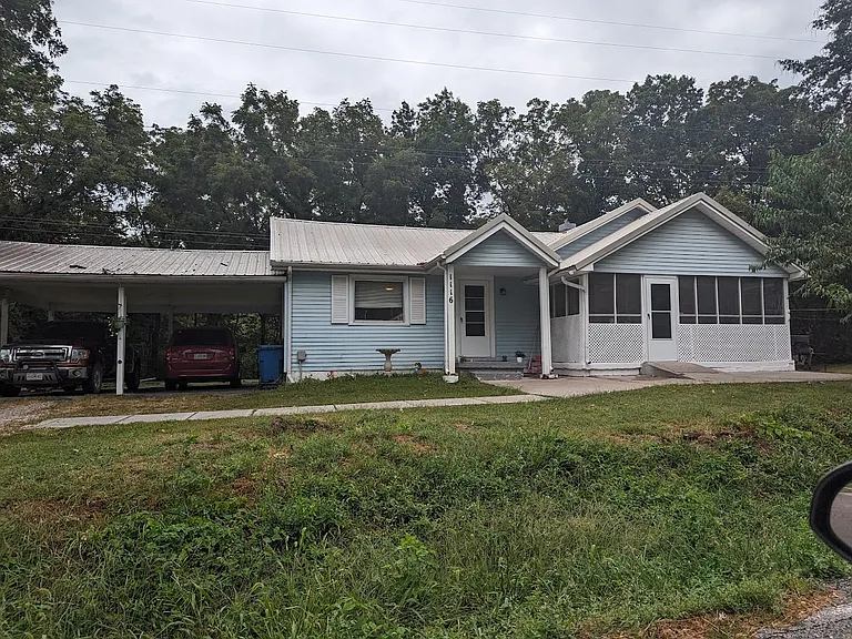 1116 Lake Maurer Rd — Photo 1