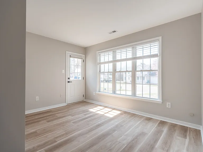 441 Battersea Ln — Photo 25