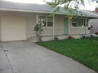 4960 Lippitt Ln, Sacramento, CA 95820