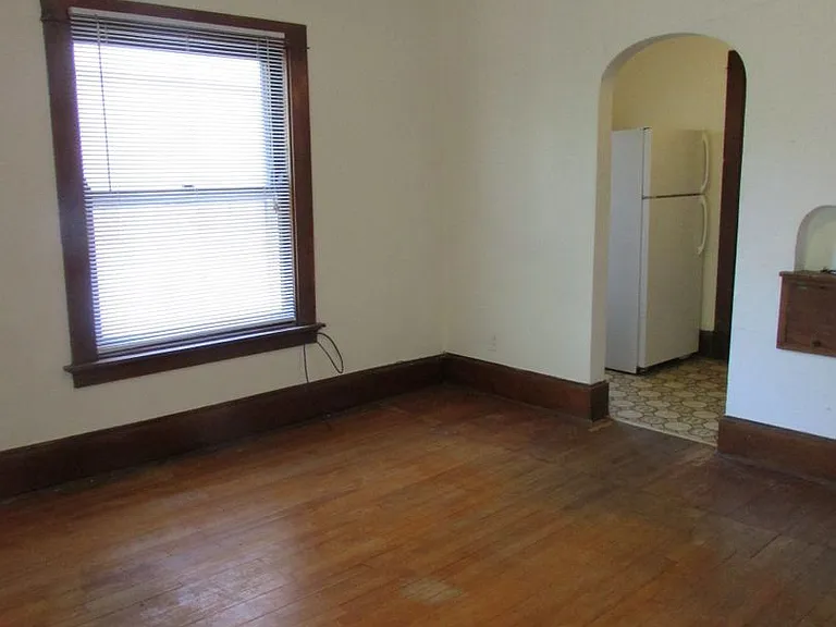 108 N Breese Ter — Photo 7