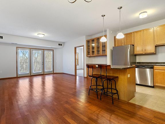 5th image of 2103 Silver Bell Rd APT 215