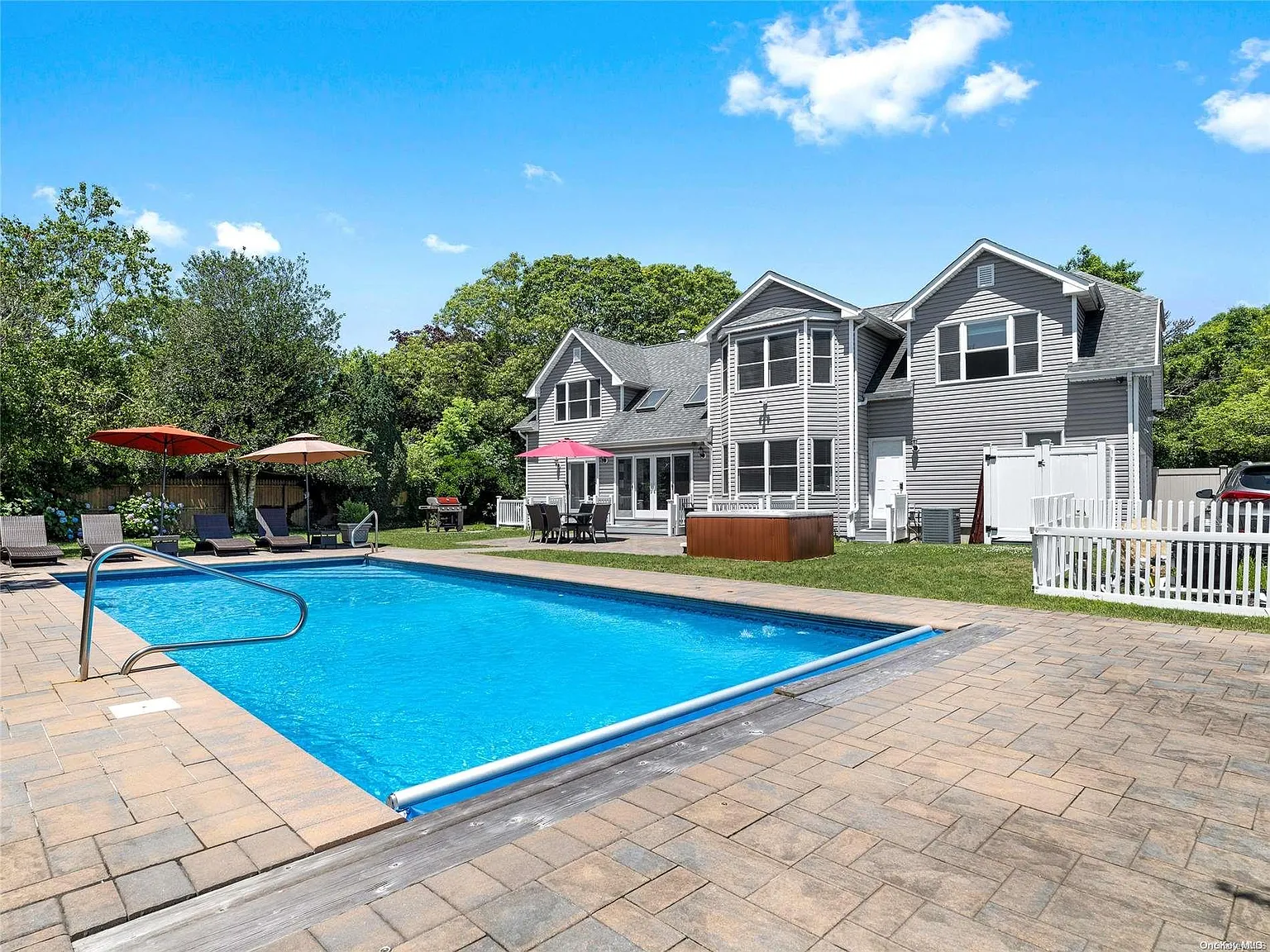 6 bed, 3.5 bath, 3114 sqft, $30,000 — Photo 1