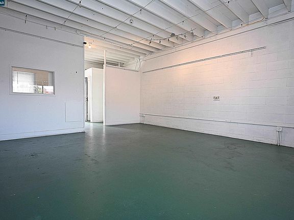 5th image of 2221-2223 San Pablo Ave