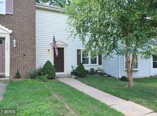 13706 Silversmith Ct, Chantilly, VA 20151
