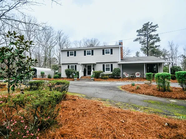 225 E Colonial Dr, Gray, GA 31211