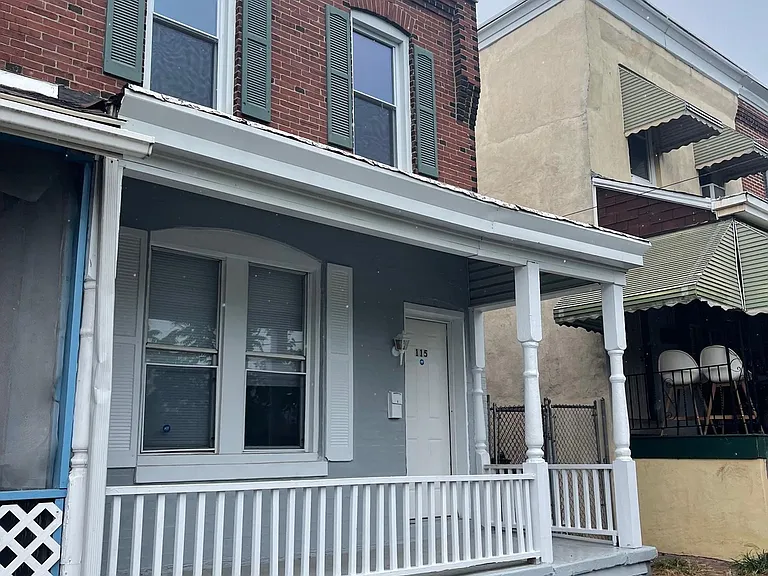 115 Pearl St — Photo 1