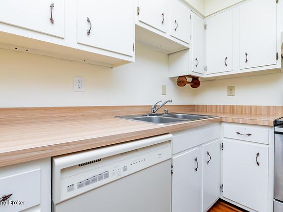 4th image of 101 Algiers Ct APT 2