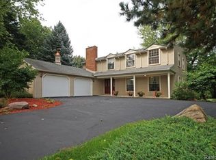 46676 Danbridge Ct, Plymouth, MI 48170