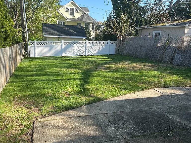 416 Ludlow Ave — Photo 7
