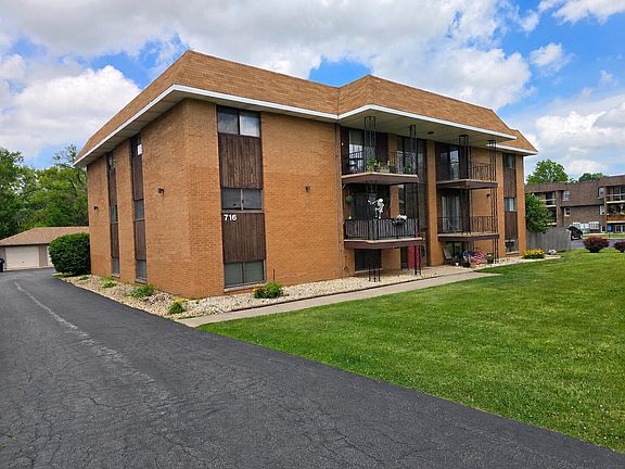2nd image of 716 Moraine Trce Unit 10