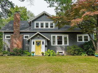 49 Prospect St, Bloomfield, CT 06002