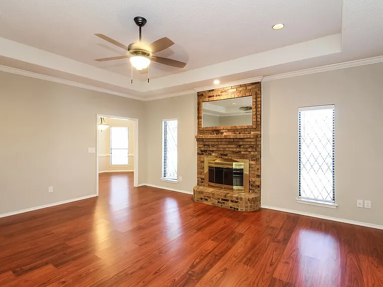 7709 Harmony Dr — Photo 2