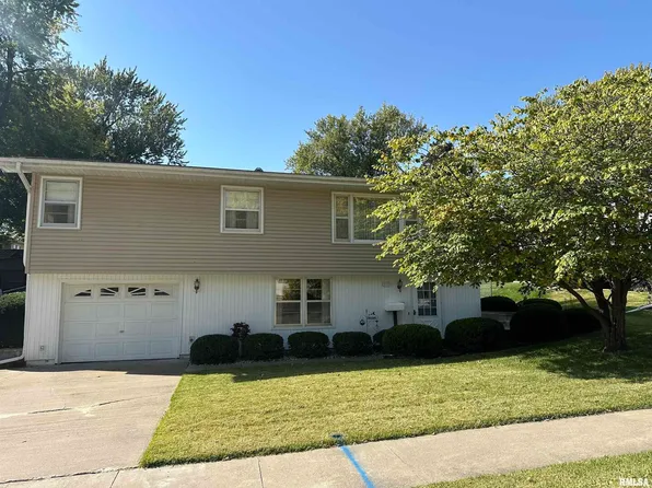 539 Meadowview Dr, Clinton, IA 52732