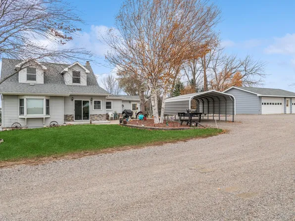 7320 Peyton Ave SW, Cokato, MN 55321