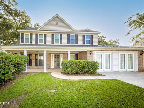 2204 Rue Beaux Chenes, Ocean Springs, MS 39564