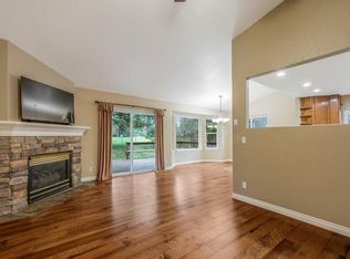 11530 N Strahorn Rd, Hayden Lake, ID 83835