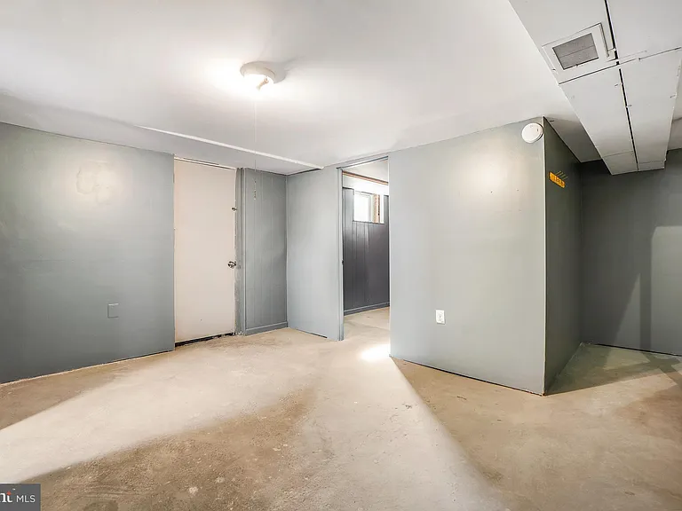 6212 Carters Ln — Photo 28